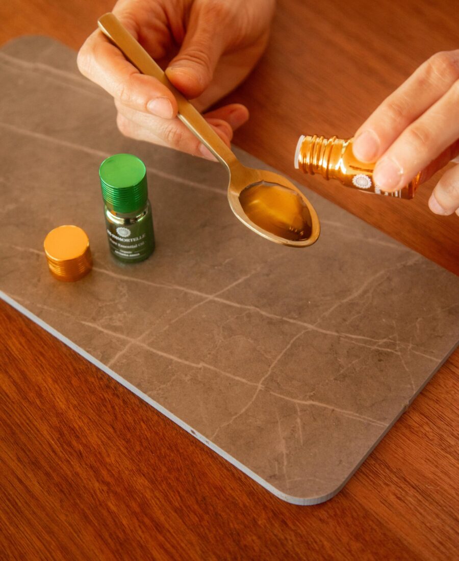 immortelle and artemisia for thrombosis