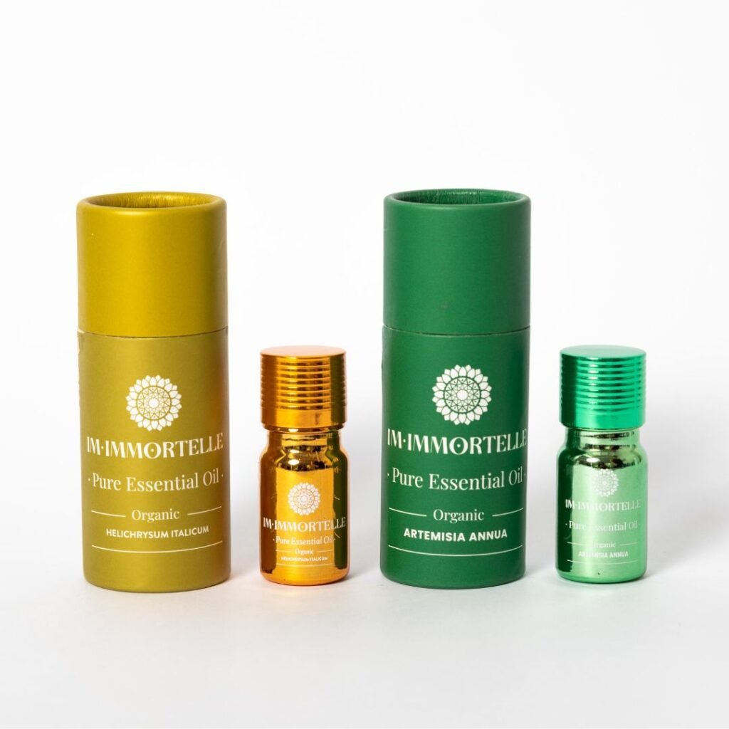 helichrysum and artemisia essential oils